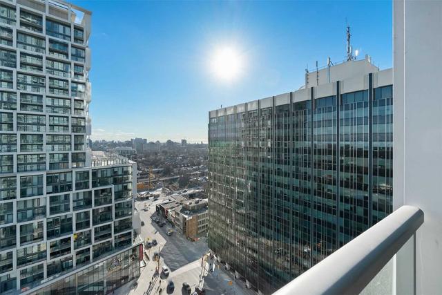 1904 - 2181 Yonge St, Condo with 1 bedrooms, 1 bathrooms and 1 parking in Toronto ON | Image 8