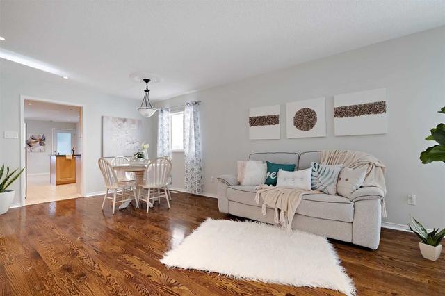 8 Bonistel Cres, House detached with 2 bedrooms, 3 bathrooms and 6 parking in Brampton ON | Image 17