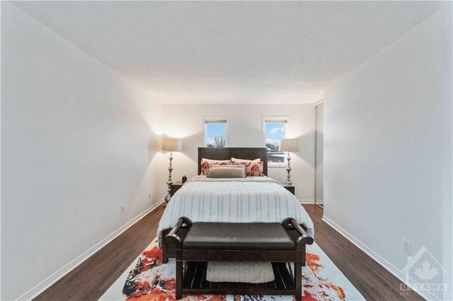 2 Barnaby Private, Townhouse with 3 bedrooms, 2 bathrooms and 2 parking in Ottawa ON | Image 19