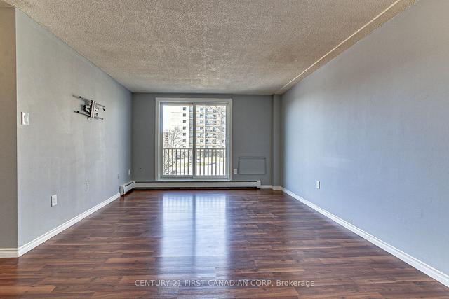 205 - 1590 Ernest Ave, Condo with 2 bedrooms, 1 bathrooms and 1 parking in London ON | Image 16