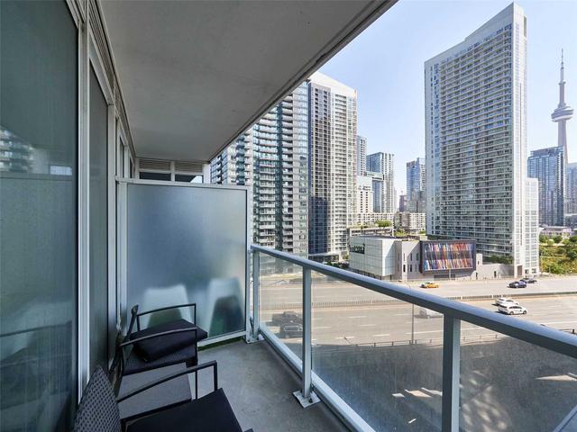 1210 - 19 Bathurst St, Condo with 1 bedrooms, 1 bathrooms and 0 parking in Toronto ON | Image 11