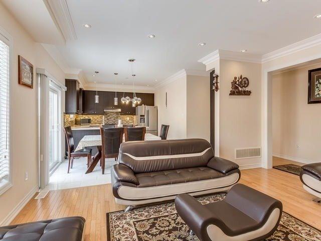 80 Education Rd, House detached with 4 bedrooms, 5 bathrooms and 2 parking in Brampton ON | Image 7