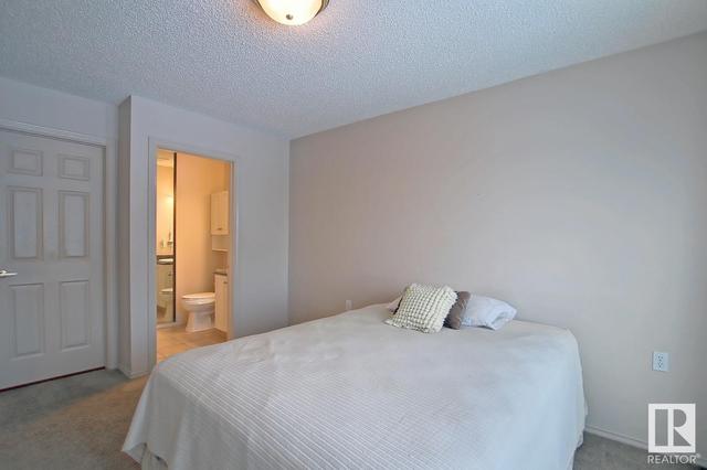 6584 158 Av Nw, House attached with 3 bedrooms, 2 bathrooms and null parking in Edmonton AB | Image 13