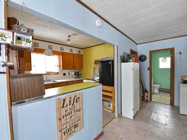 40658 Shore Rd, House detached with 4 bedrooms, 1 bathrooms and 10 parking in Georgian Bay ON | Image 18