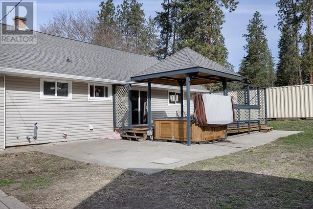 5093 Salmon River Rd Road, House detached with 3 bedrooms, 1 bathrooms and null parking in Spallumcheen BC | Image 40