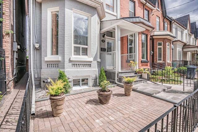 34 Rolyat St, House attached with 3 bedrooms, 2 bathrooms and 2 parking in Toronto ON | Image 12