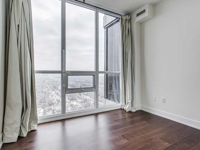 3005 - 23 Sheppard Ave E, Condo with 3 bedrooms, 2 bathrooms and 1 parking in Toronto ON | Image 17