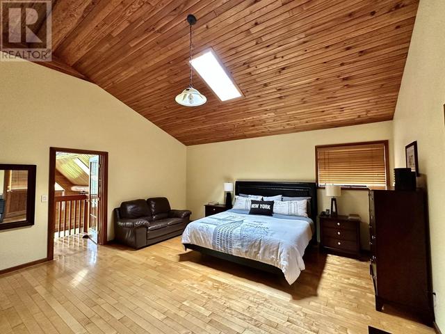 3315 Sawyer Road, House detached with 4 bedrooms, 3 bathrooms and null parking in Fraser Fort George H BC | Image 19