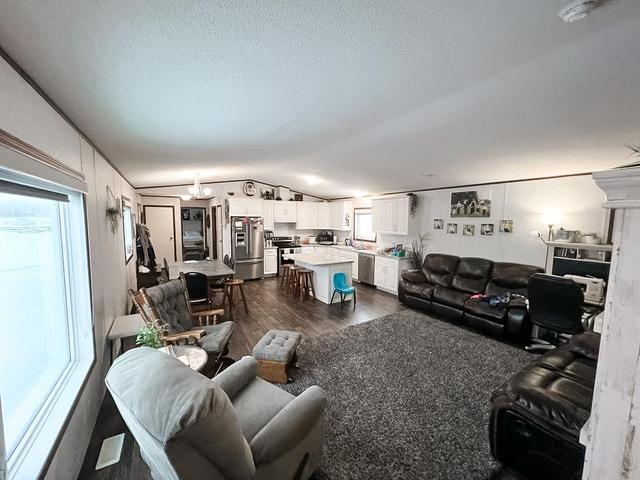 107422 Rr 134, House detached with 3 bedrooms, 2 bathrooms and 8 parking in Mackenzie County AB | Image 12