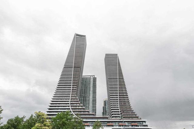 1002 - 20 Shore Breeze Dr, Condo with 2 bedrooms, 1 bathrooms and 1 parking in Toronto ON | Image 1
