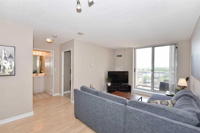 1506 - 1369 Bloor St W, Condo with 1 bedrooms, 1 bathrooms and 1 parking in Toronto ON | Image 4