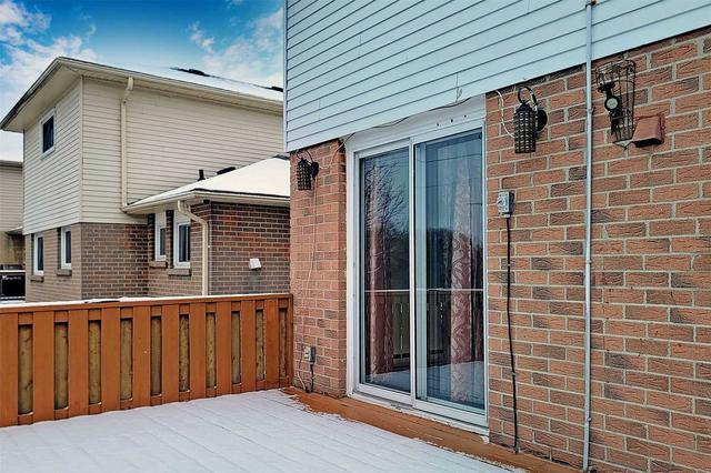 1100 St Andrews Crt, House detached with 3 bedrooms, 3 bathrooms and 5 parking in Oshawa ON | Image 30