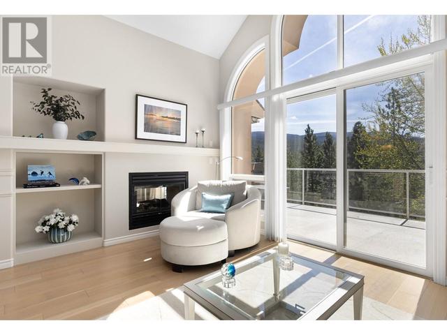 3967 Gallaghers Circle, House detached with 4 bedrooms, 3 bathrooms and 2 parking in Kelowna BC | Image 10