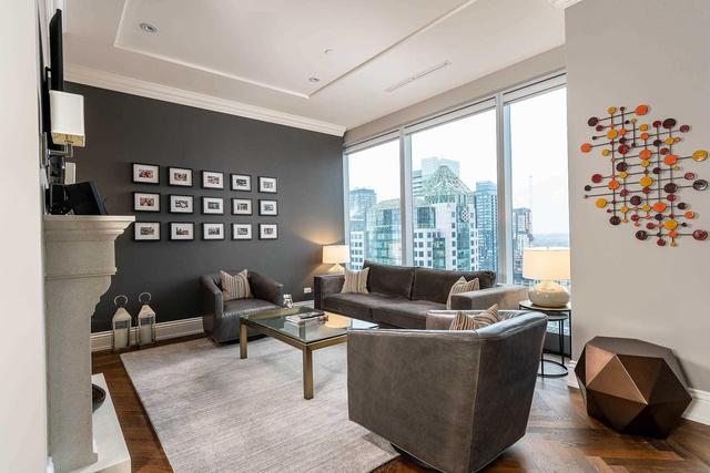 2802 - 183 Wellington St W, Condo with 1 bedrooms, 2 bathrooms and 1 parking in Toronto ON | Image 5