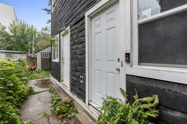 46 O'hara Ave, House detached with 8 bedrooms, 4 bathrooms and 4 parking in Toronto ON | Image 27