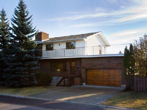 15105 106 Ave, House detached with 3 bedrooms, 2 bathrooms and 3 parking in Edmonton AB | Image 1