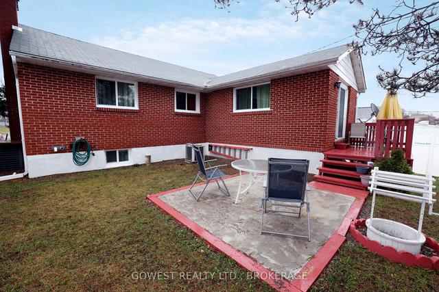 3 Hart Rd, House detached with 2 bedrooms, 2 bathrooms and 4 parking in Elliot Lake ON | Image 31