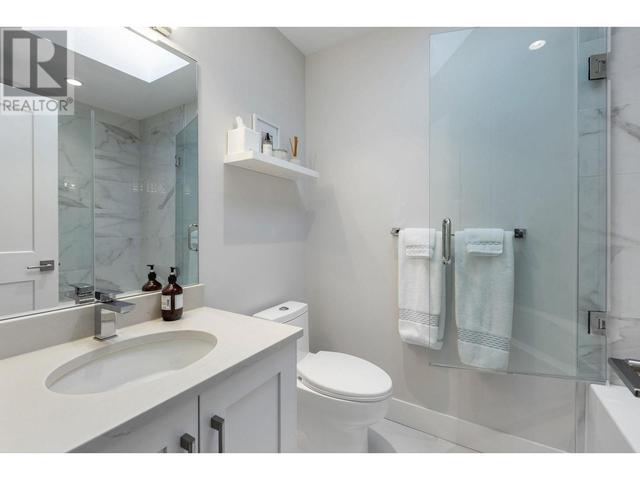 625 E 4th Street, House detached with 5 bedrooms, 4 bathrooms and 2 parking in North Vancouver BC | Image 22