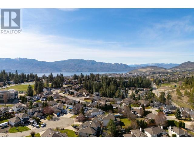 2955 Ridge Place, House detached with 5 bedrooms, 2 bathrooms and 6 parking in West Kelowna BC | Image 35