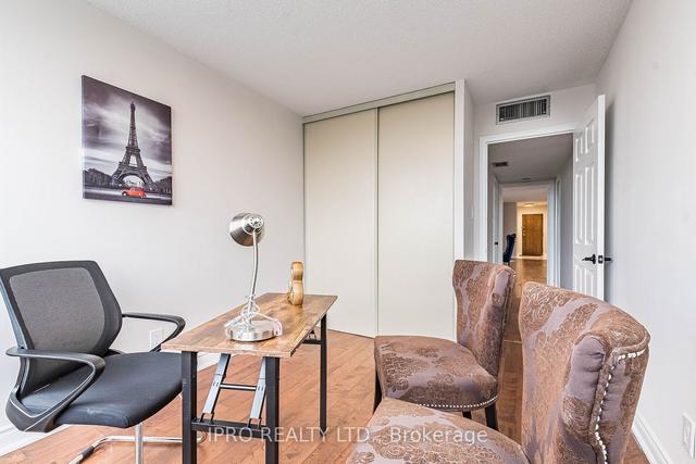 1001 - 4235 Sherwoodtowne Blvd, Condo with 3 bedrooms, 3 bathrooms and 1 parking in Mississauga ON | Image 29
