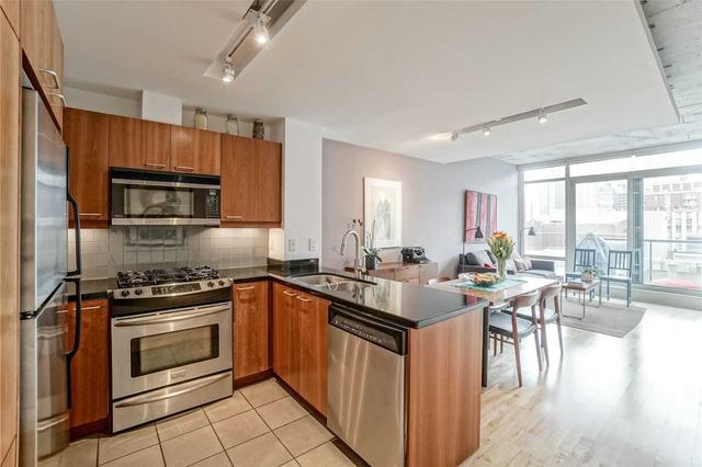 1012 - 333 Adelaide St E, Condo with 2 bedrooms, 2 bathrooms and 1 parking in Toronto ON | Image 4