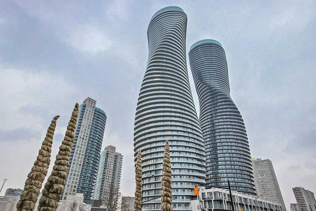 3304 - 50 Absolute Ave, Condo with 2 bedrooms, 2 bathrooms and 1 parking in Mississauga ON | Image 1