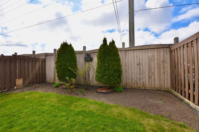 141 Nathan Cres, House attached with 3 bedrooms, 2 bathrooms and 2 parking in Barrie ON | Image 18