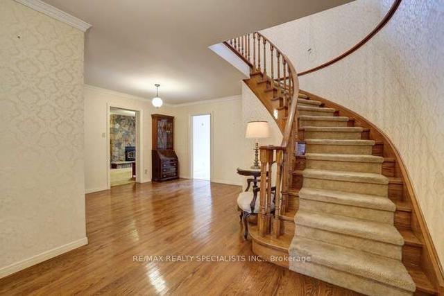 1803 Deer's Wold, House detached with 4 bedrooms, 4 bathrooms and 6 parking in Mississauga ON | Image 16