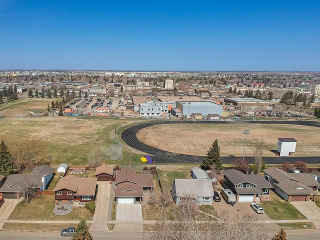 5624 39 Street, House detached with 3 bedrooms, 2 bathrooms and 2 parking in Lloydminster (Part) AB | Image 44