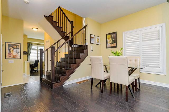 3924 Tufgar Cres, House detached with 3 bedrooms, 4 bathrooms and 2 parking in Burlington ON | Image 3