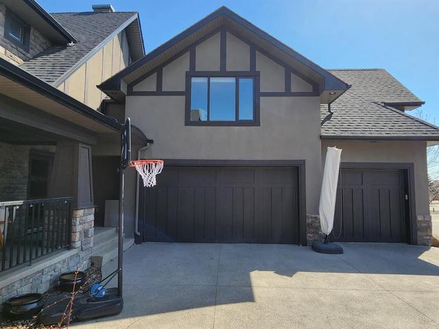 10 Aspen Meadows Heath Sw, House detached with 6 bedrooms, 3 bathrooms and 6 parking in Calgary AB | Image 5