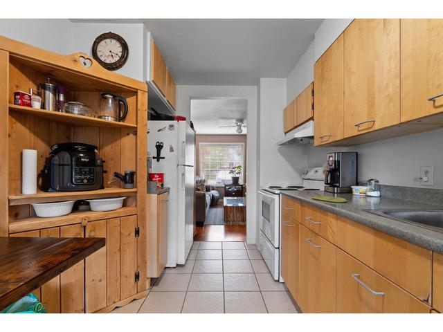 7528 Sharpe Street, House attached with 2 bedrooms, 2 bathrooms and 4 parking in Mission BC | Image 8