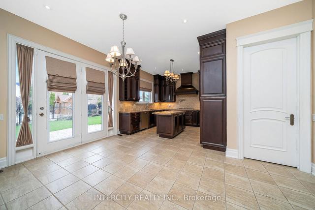 16 Springrain Crt, House detached with 4 bedrooms, 5 bathrooms and 6 parking in Vaughan ON | Image 38