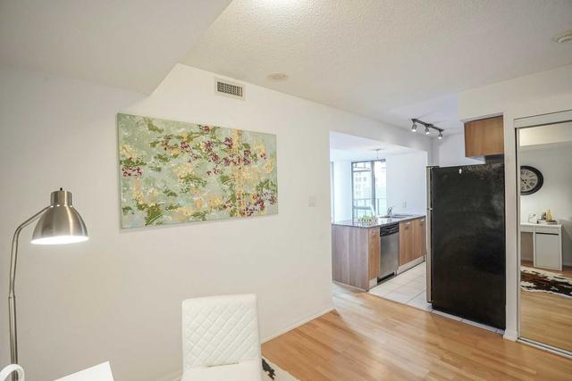 1308 - 37 Grosvenor St, Condo with 1 bedrooms, 1 bathrooms and 0 parking in Toronto ON | Image 22