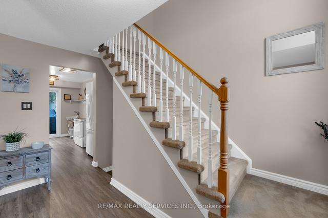 52 Northgate Blvd, House detached with 3 bedrooms, 2 bathrooms and 3 parking in Brampton ON | Image 11