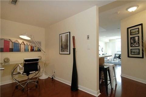 1203 - 600 Fleet St, Condo with 1 bedrooms, 1 bathrooms and 1 parking in Toronto ON | Image 2