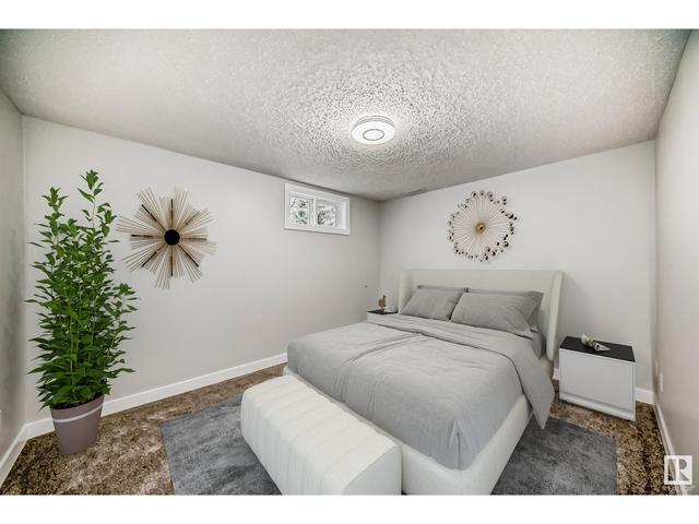 3710 135a Av Nw, House detached with 5 bedrooms, 2 bathrooms and null parking in Edmonton AB | Image 19
