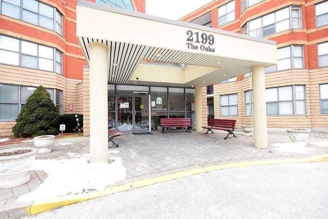 402 - 2199 Sixth Line, Condo with 1 bedrooms, 1 bathrooms and 1 parking in Oakville ON | Image 1