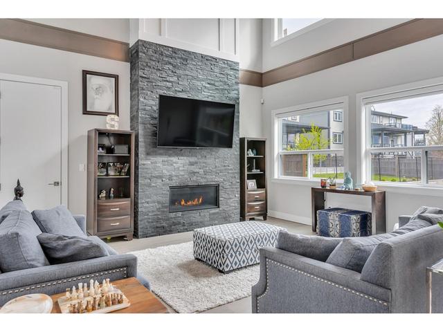 8362 Mctaggart Street, House detached with 5 bedrooms, 5 bathrooms and 4 parking in Mission BC | Image 14