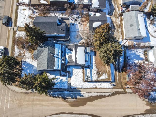5104 47 Avenue, House detached with 3 bedrooms, 1 bathrooms and 2 parking in Sylvan Lake AB | Image 33