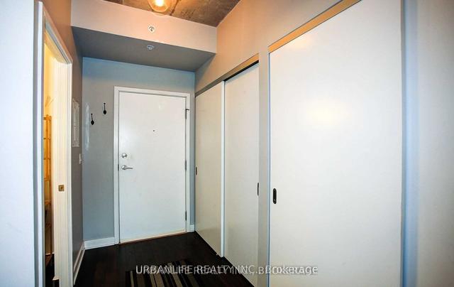 1004 - 32 Camden St, Condo with 1 bedrooms, 1 bathrooms and 0 parking in Toronto ON | Image 14