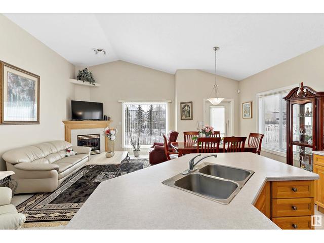 13567 149 Av Nw, House detached with 4 bedrooms, 3 bathrooms and null parking in Edmonton AB | Image 9