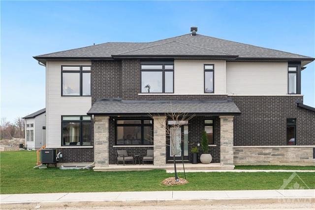 75 Gartersnake Way, Townhouse with 4 bedrooms, 3 bathrooms and 6 parking in Ottawa ON | Image 1