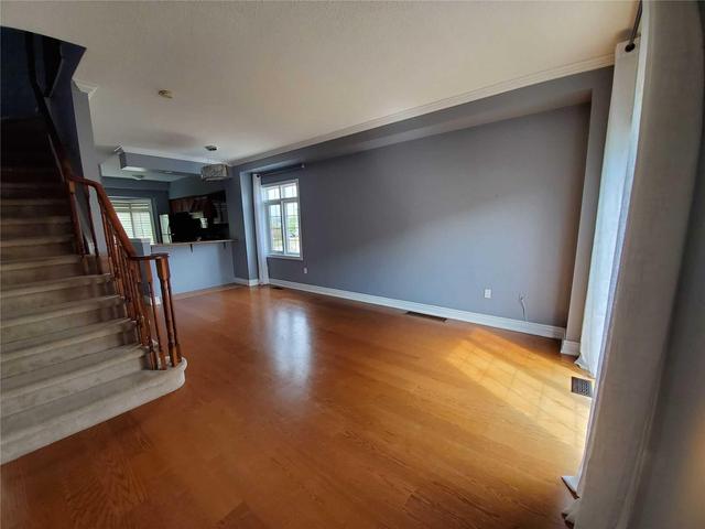 5080 Fairview St, House attached with 2 bedrooms, 2 bathrooms and 1 parking in Burlington ON | Image 7