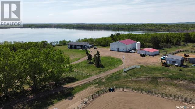 8 Mile Lake Acreage, House detached with 6 bedrooms, 4 bathrooms and null parking in Battle River No. 438 SK | Card Image