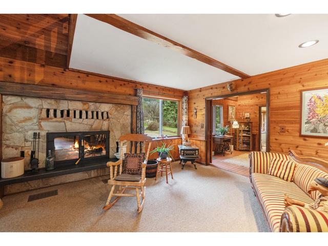 1960 Pass Creek Road, House detached with 3 bedrooms, 3 bathrooms and null parking in Central Kootenay I BC | Image 9