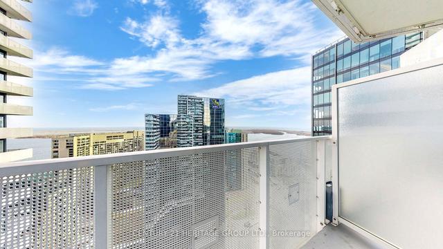 3907 - 100 Harbor St, Condo with 1 bedrooms, 1 bathrooms and 0 parking in Toronto ON | Image 14