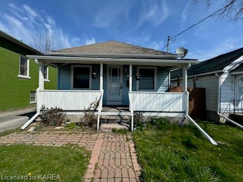 115 Concession Street, House detached with 2 bedrooms, 1 bathrooms and 2 parking in Kingston ON | Card Image