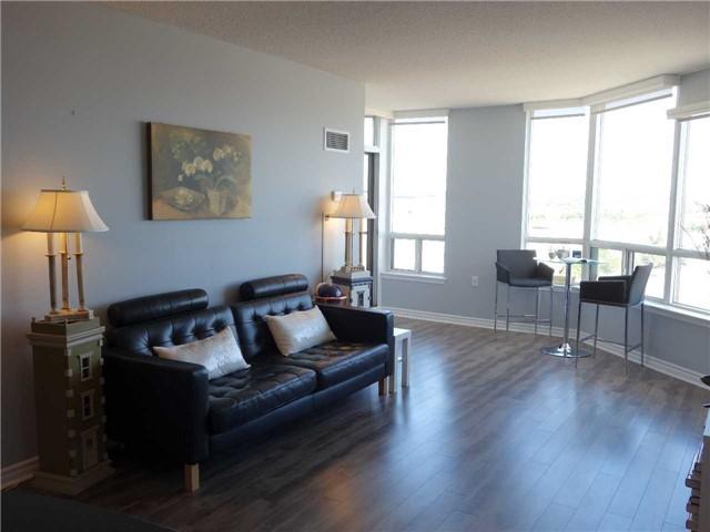 Lph110 - 9017 Leslie St, Condo with 3 bedrooms, 2 bathrooms and 2 parking in Richmond Hill ON | Image 6