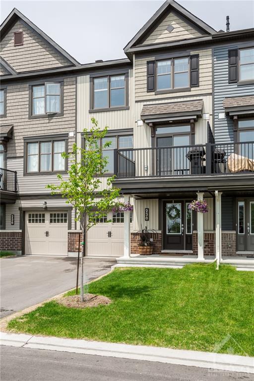 238 Halyard Way, Townhouse with 2 bedrooms, 2 bathrooms and 1 parking in Ottawa ON | Image 1